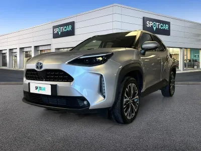 Usata Toyota Yaris Lounge 116 CV (85 kW) 2023 Grigio Utilitaria