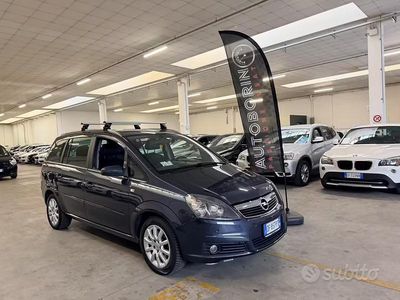 Usata Opel Zafira Cosmo 94 CV (69 kW) 2007 Blu Monovolume