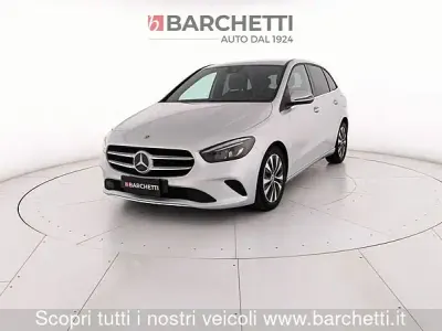 Usata Mercedes 180 Business 116 CV (85 kW) 2021 Argento Berlina