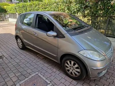 Usata Mercedes A170 Elegance 116 CV (85 kW) 2007 Grigio Monovolume