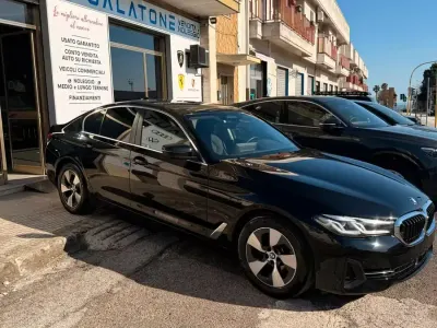 Usata BMW 520 Luxury Line 190 CV (139 kW) 2021 Nero Berlina