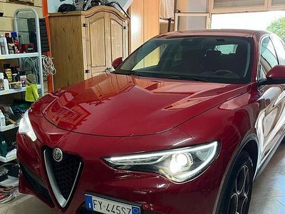 Usata Alfa Romeo Stelvio 210 CV (154 kW) 2019 Rosso SUV