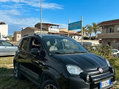 Usata Fiat Panda Cross Cross 95 CV (69 kW) 2015 Nero Utilitaria