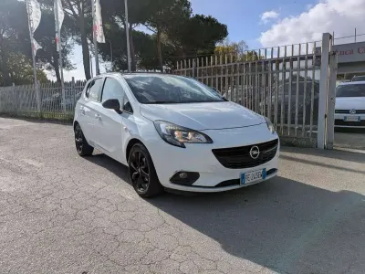 Usata Opel Corsa 90 CV (66 kW) 2016 Bianco Utilitaria