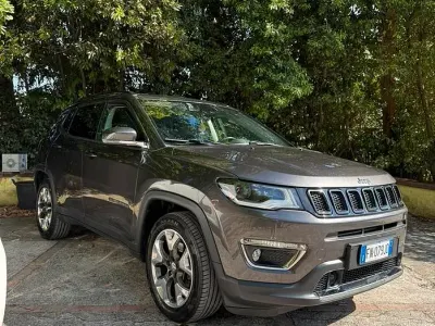 Usata Jeep Compass 120 CV (88 kW) 2018 Grigio SUV