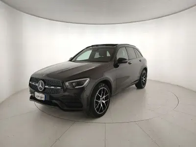 Usata Mercedes GLC300 Premium Plus 245 CV (180 kW) 2019 Nero SUV