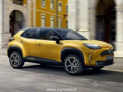 Nuova Toyota Yaris Cross Active 92 CV (67 kW) 2026 Bianco SUV