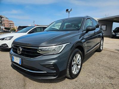 Usata VW Tiguan Elegance 150 CV (110 kW) 2021 Grigio SUV