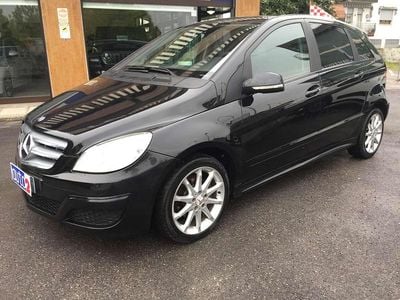 Usata Mercedes B180 109 CV (80 kW) 2008 Nero Monovolume
