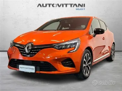 Usata Renault Clio V Techno 91 CV (66 kW) 2023 Grigio
