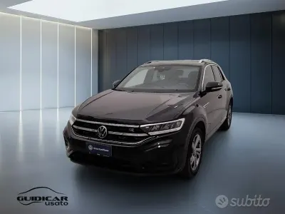 Usata VW T-Roc R-line 110 CV (80 kW) 2023 Nero SUV