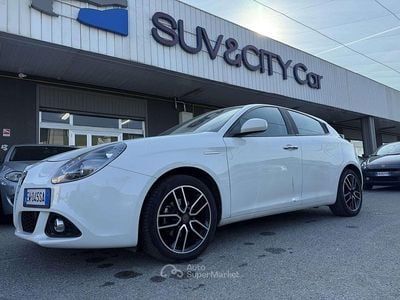 Usata Alfa Romeo Giulietta 105 CV (77 kW) 2014 Bianco Utilitaria