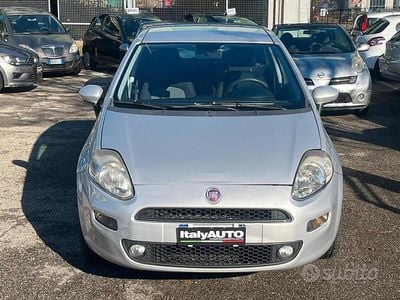Usata Fiat Punto 77 CV (56 kW) 2016 Grigio Utilitaria