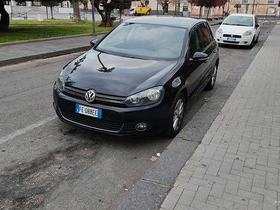 Usata VW Golf VI 105 CV (77 kW) 2011 Nero Utilitaria