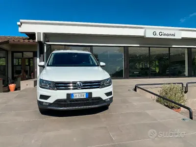 Usado VW Tiguan Allspace Business 150 HP (110 kW) 2020 Branco SUV