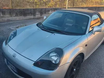Brugt Toyota MR2 140 HK (102 kW) 2001 Grå Cabriolet