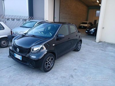 Nero Usata 2017 Smart ForFour Passion Utilitaria | 9490 € (Buon prezzo)