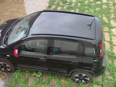 Usata Fiat Panda Cross Cross 69 CV (50 kW) 2023 Nero Utilitaria