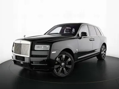 Usata Rolls Royce Cullinan 571 CV (419 kW) 2020 Nero SUV