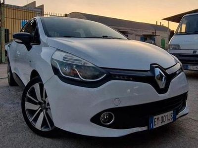 Usata Renault Clio IV 75 CV (55 kW) 2015 Bianco Berlina
