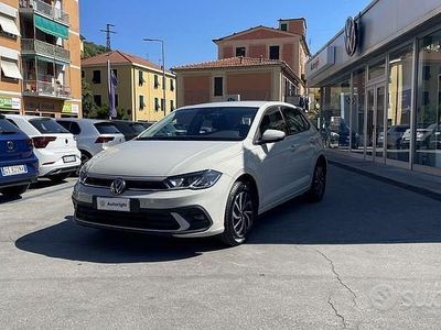 Usata VW Polo Life 95 CV (69 kW) 2023 Beige Berlina