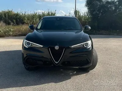 Usata Alfa Romeo Stelvio Executive 209 CV (153 kW) 2019 Nero SUV