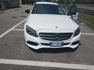 Usata Mercedes C220 170 CV (125 kW) 2016 Bianco Station wagon