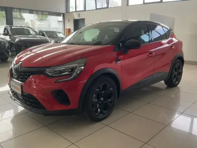 Usata Renault Captur Rive Gauche 143 CV (105 kW) 2022 Rosso SUV