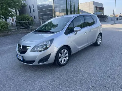 Usata Opel Meriva Cosmo 110 CV (80 kW) 2011 Other Monovolume