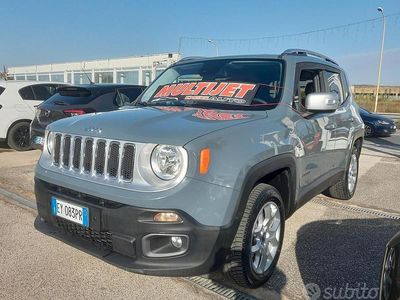 Usata Jeep Renegade Limited 140 CV (102 kW) 2015 Nero SUV