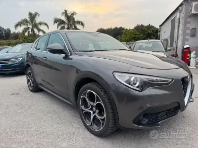 Usata Alfa Romeo Stelvio Tech Edition 210 CV (154 kW) 2019 Grigio SUV
