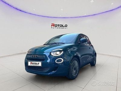 Nuova Fiat 500 Icon 65 CV (47 kW) 2025 Blu Berlina