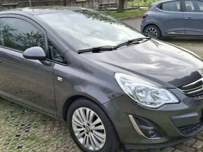 Usata Opel Corsa Club 80 CV (58 kW) 2010 Utilitaria