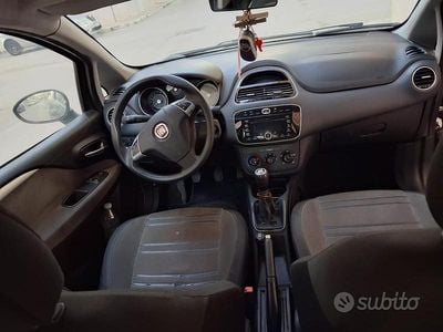 Usata Fiat Grande Punto 75 CV (55 kW) 2010 Utilitaria