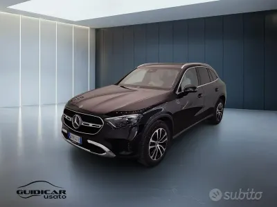 Usata Mercedes GLC220 Advanced Plus 197 CV (144 kW) 2023 Nero metallizzato SUV