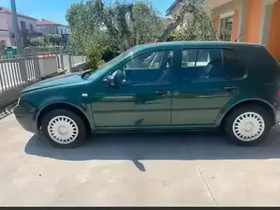 Usata VW Golf III 101 CV (74 kW) 1999 Verde Berlina