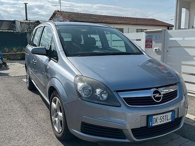 Usata Opel Zafira Enjoy 120 CV (88 kW) 2007 Grigio Monovolume