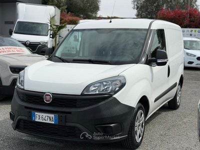 Usata Fiat Doblò 95 CV (69 kW) 2019 Bianco Monovolume