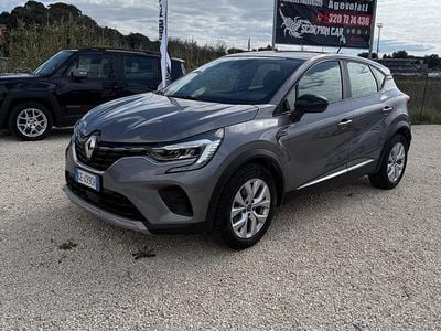 Usata Renault Captur Intens 115 CV (84 kW) 2021 Grigio SUV