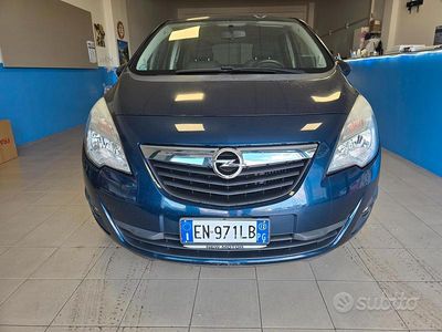 Usata Opel Meriva Cosmo 95 CV (69 kW) 2012 Blu Monovolume