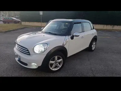 Usata Mini Cooper Countryman 90 CV (66 kW) 2013 Bianco SUV