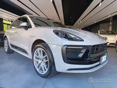 Usata Porsche Macan 265 CV (194 kW) 2023 Grigio SUV