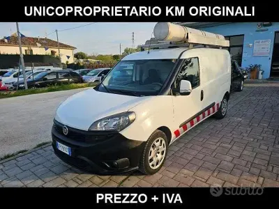 Usata Fiat Doblò 120 CV (88 kW) 2018 Bianco Monovolume