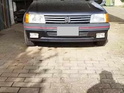 Usata Peugeot 205 GTi 105 CV (77 kW) 1985 Utilitaria