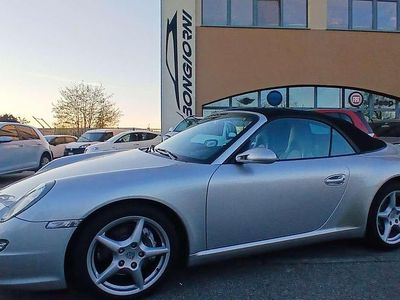 Usata Porsche 997 325 CV (239 kW) 2005 Vernice metallizzata Cabrio