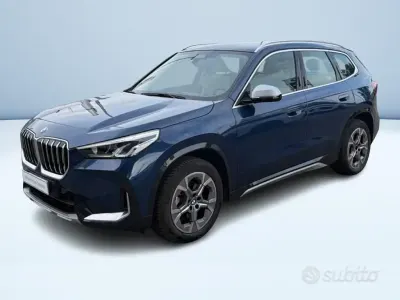 Usata BMW X1 xLine 150 CV (110 kW) 2023 Blu metallizzato SUV
