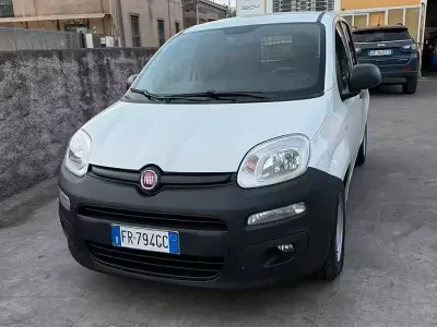Usata Fiat Panda 80 CV (58 kW) 2018 Bianco Utilitaria