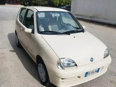 Usata Fiat 600 54 CV (39 kW) 2007 Giallo Utilitaria