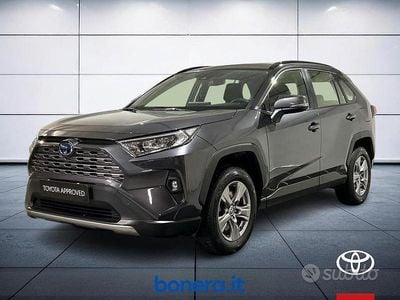 Usata Toyota RAV4 Hybrid Active 218 CV (160 kW) 2022 Grigio SUV