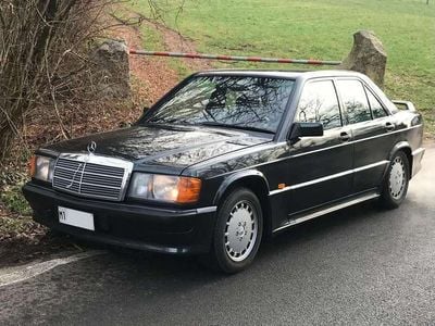 Usata Mercedes 190 185 CV (136 kW) 1986 Nero Berlina